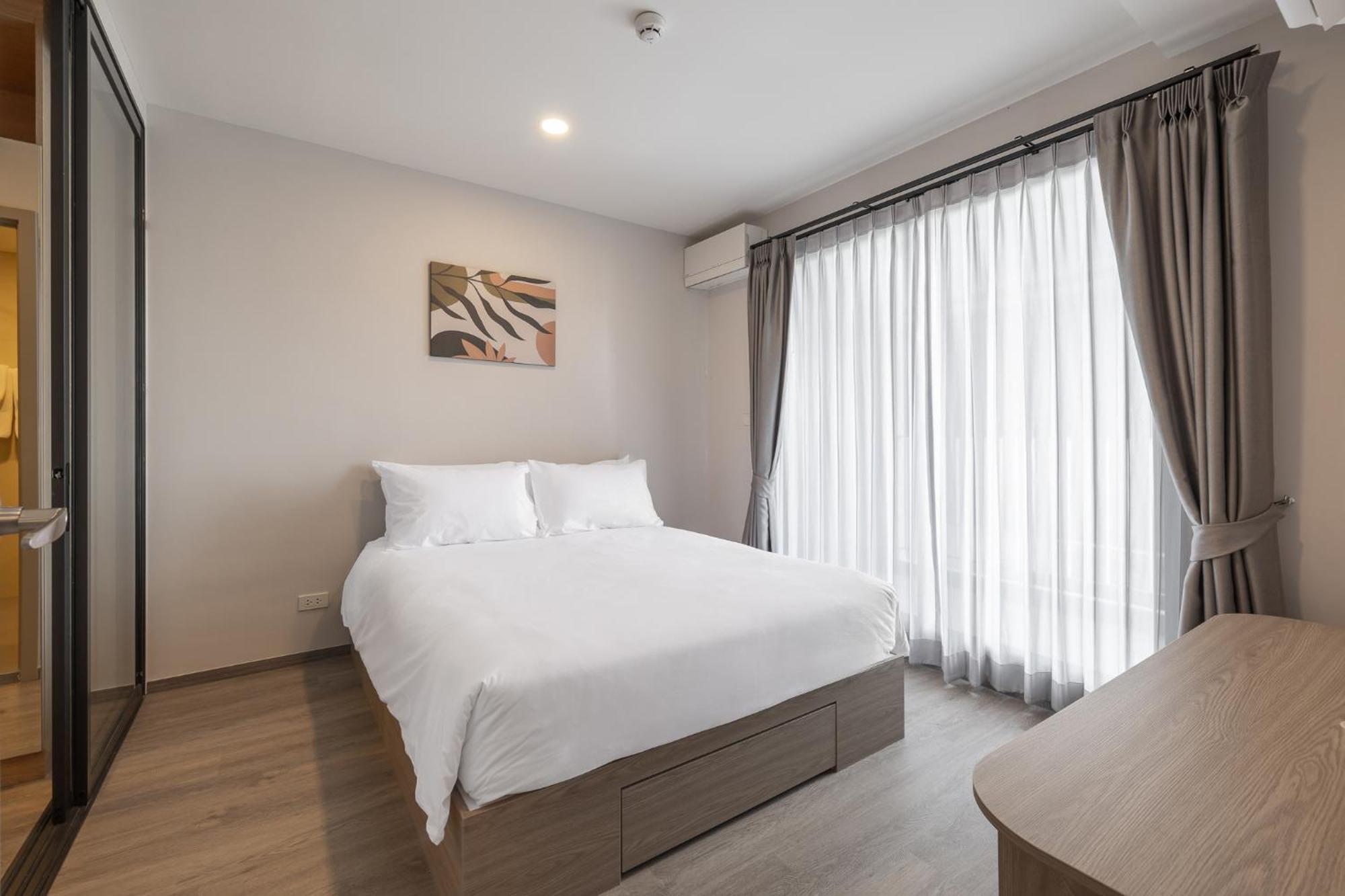 Salaya One Hotel & Service Apartment Exterior foto