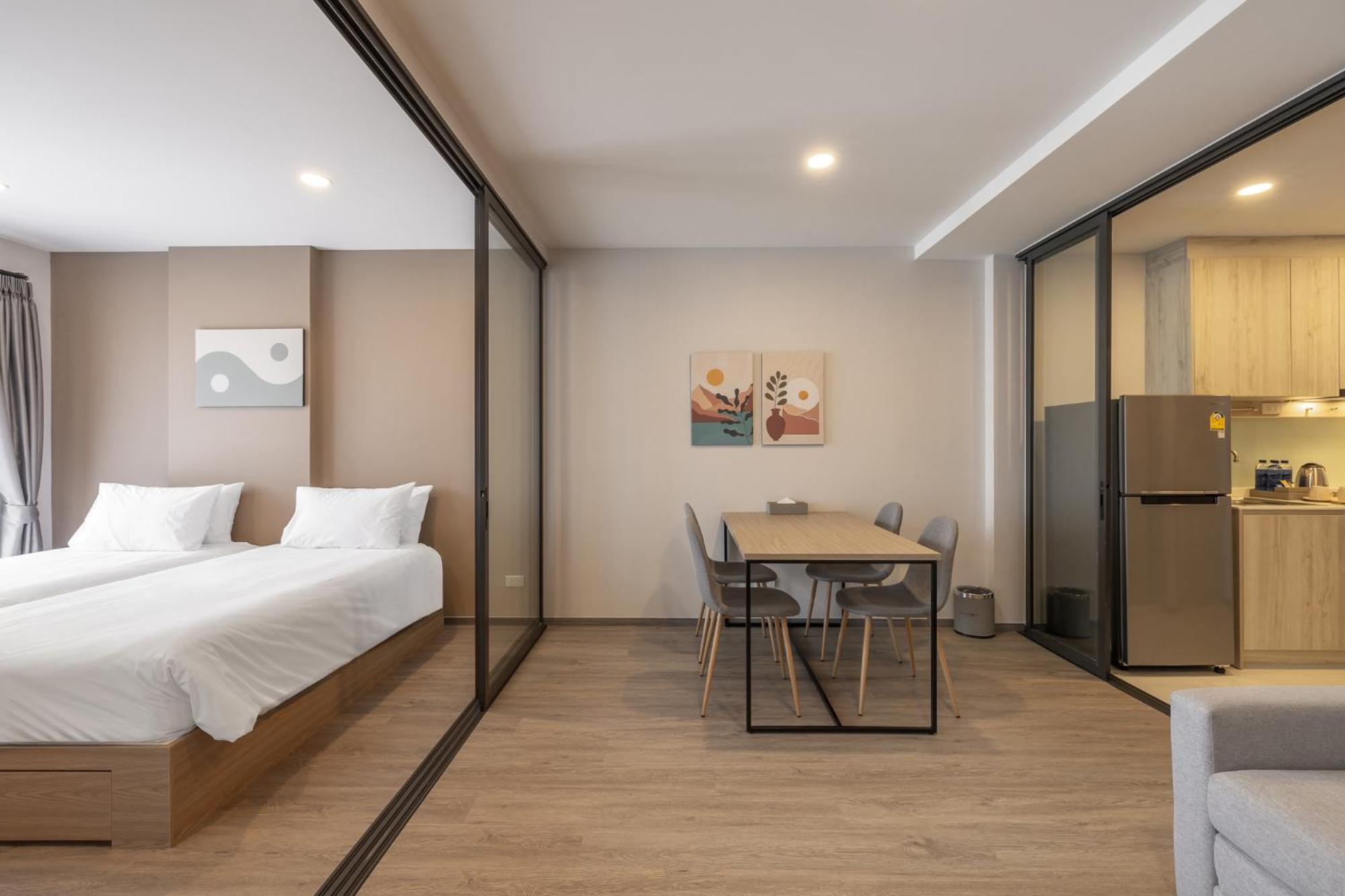 Salaya One Hotel & Service Apartment Exterior foto