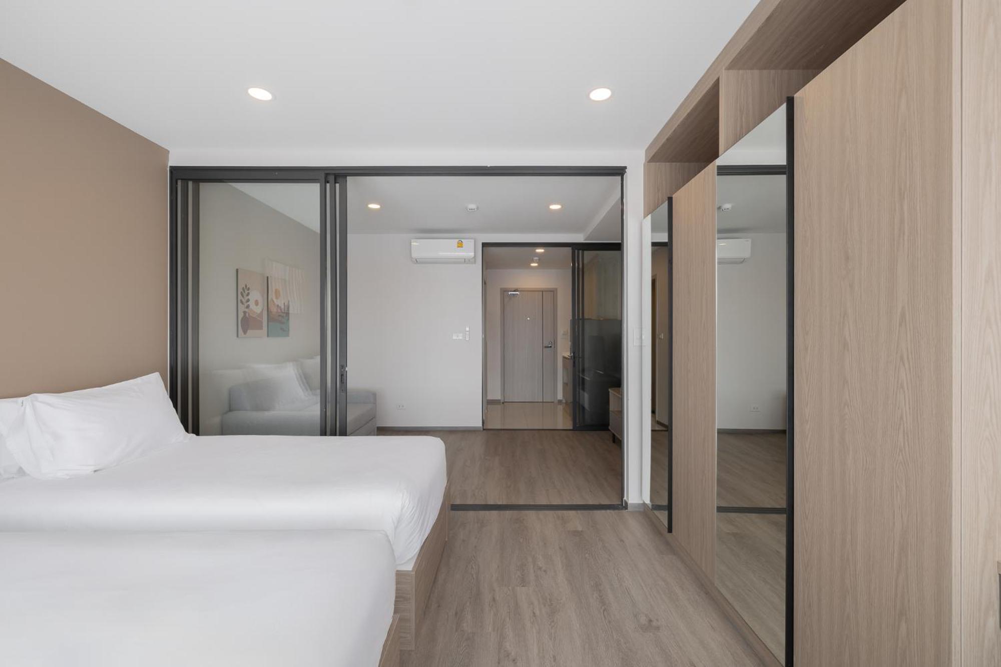 Salaya One Hotel & Service Apartment Exterior foto